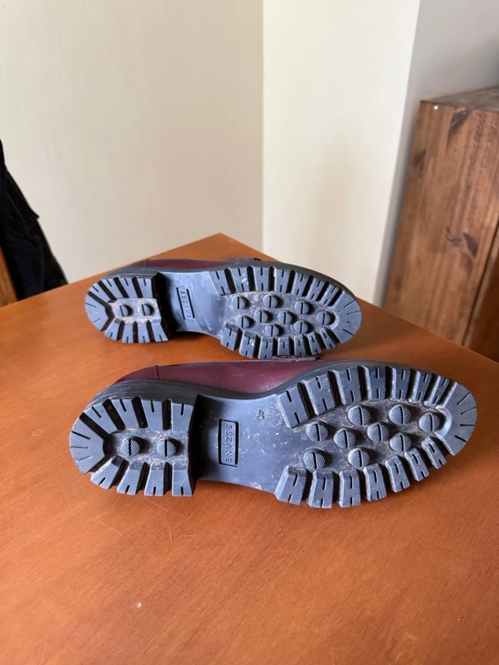 Albane Loafers - Glossy Burgundy - Picture 4 of 7